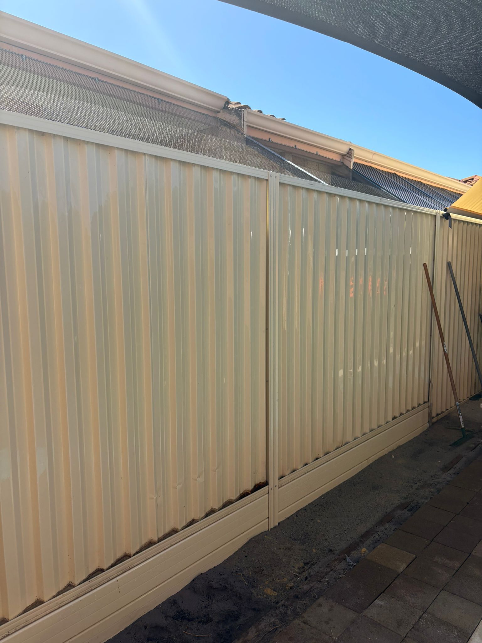 Domain Allywall fencing install in Perth metro
